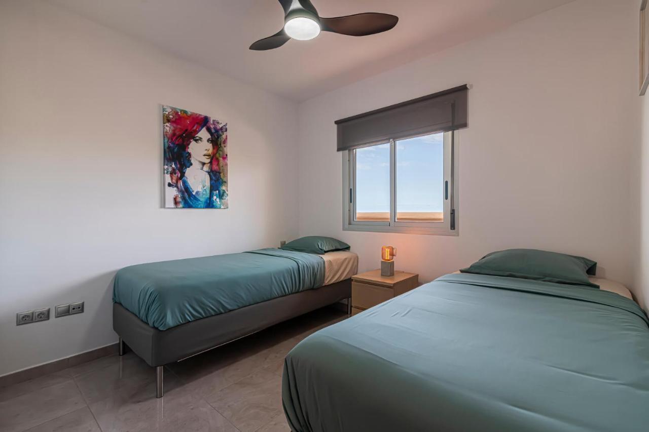 Go2Tenerife Apart'Madera Terrace, Swimming Pool & Parking Costa Adeje  Extérieur photo